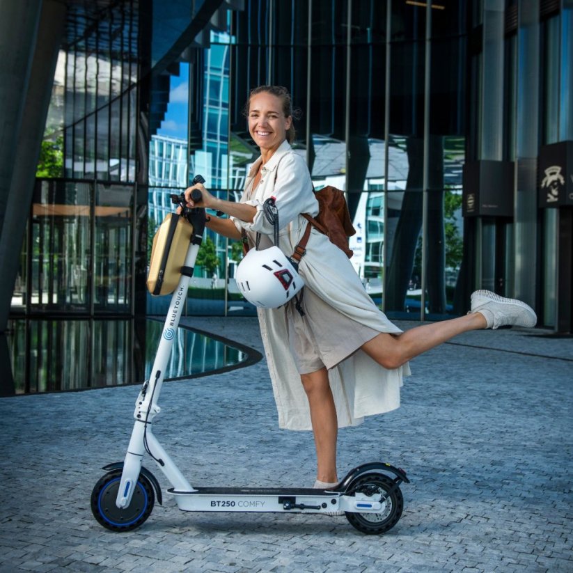 Elektrická kolobežka BLUETOUCH BT250 COMFY; bielo-modrá