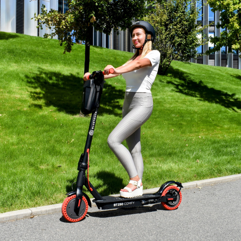 Electric Scooter BLUETOUCH BT250 COMFY; black-red