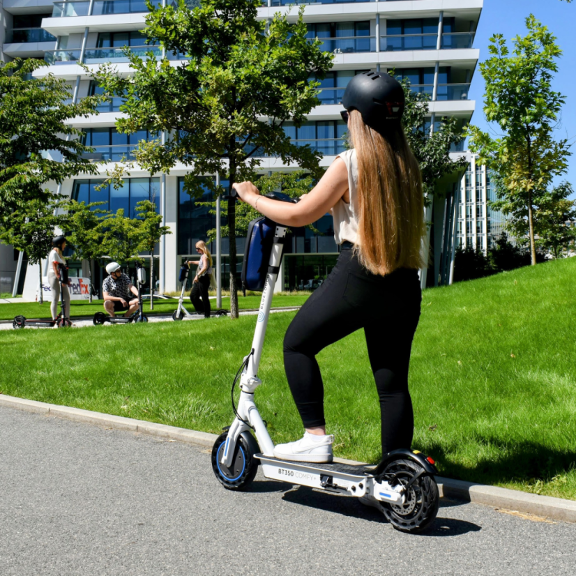 Electric Scooter BLUETOUCH BT350 COMFY+; white-blue