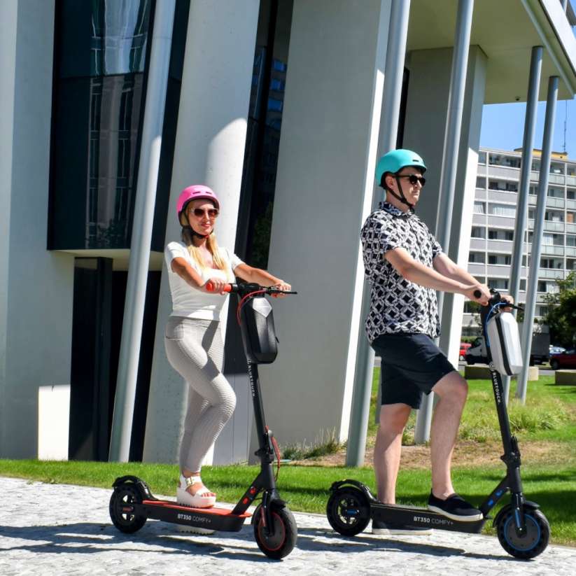 Elektromos roller BLUETOUCH BT350 COMFY+; fekete-piros