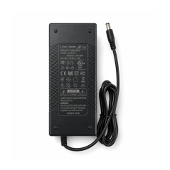 Alkatrész BLUETOUCH Classic Alu 15.0 modellhez – akkumulátortöltő 29,4 V / 2 A