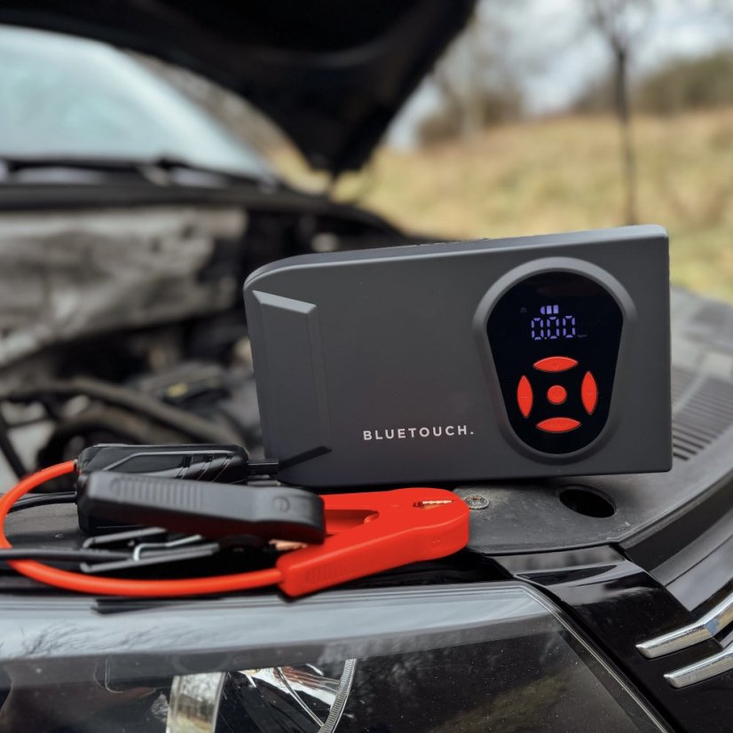 Štartovací zdroj s kompresorom 20.000 mAh a výstupným prúdom 3000A BLUETOUCH