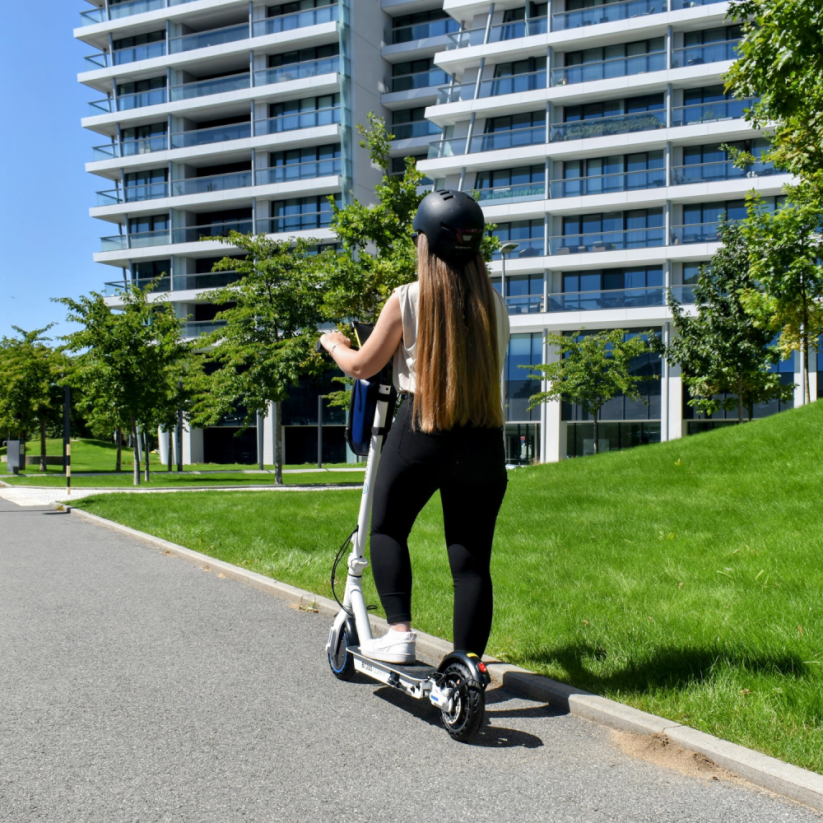 Elektrická kolobežka BLUETOUCH BT250 COMFY; bielo-modrá