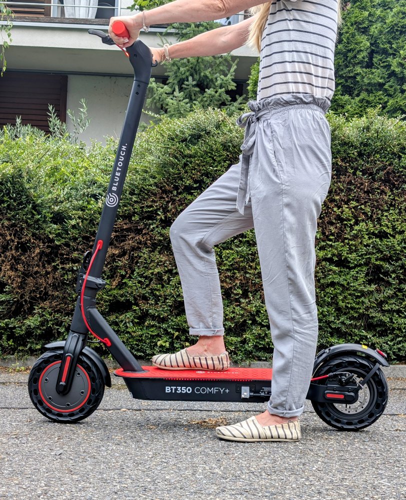 comfy+-kolobezka-cervena